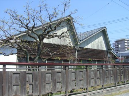 写真:荒川織物工場の外観