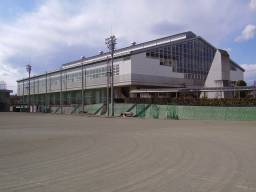 新里社会体育館外観の写真