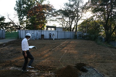 写真：きれいに整地された新ライオン舎の土地