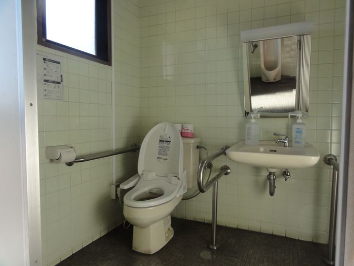 写真：桐生消防署南分署多目的トイレ