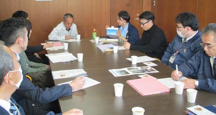 活動報告・意見交換会の様子の写真