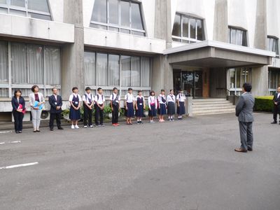 写真：桐生市中学生海外派遣事業出発式の様子