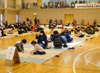 写真：第19回桐生市長杯少年少女文化交流上毛かるた大会兼第49回桐生市子ども会上毛かるた大会の様子2