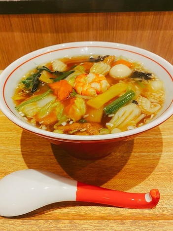 写真：料理その2（エビ塩あんかけラーメン）