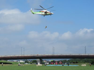 写真：令和4年度桐生市消防隊秋季点検・桐生市水防訓練の様子1