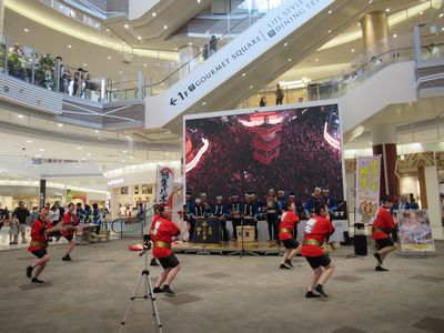 写真：桐生八木節まつりin越谷レイクタウンイベントセレモニーの様子2