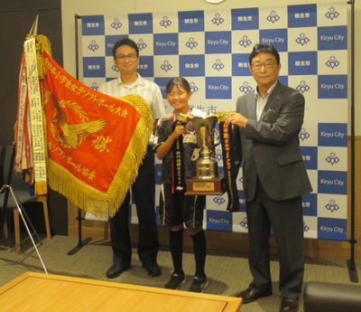写真：群馬クイーンズJr. 青木 玲さんご来訪の様子
