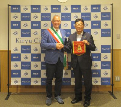 写真:ビエラ市の元市長ドナート・ジェンティーレ様のご来訪の様子