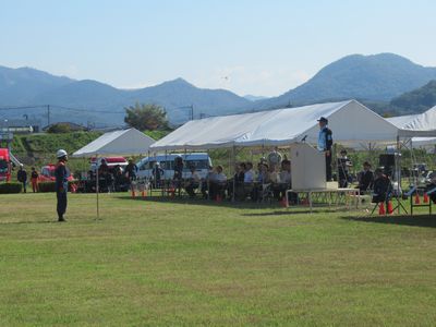 写真:令和7年度桐生市消防隊秋季点検・消防防災フェスタの様子1