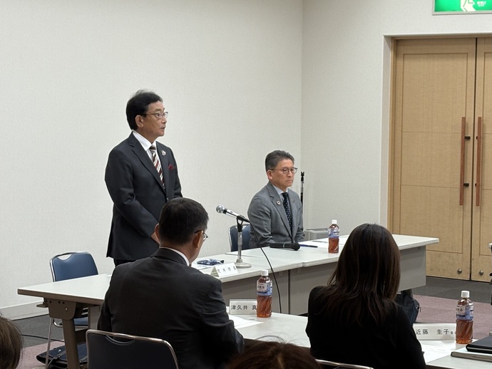 写真:会議の様子