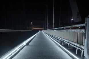 写真：ライトアップ