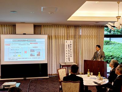 写真：内外情勢調査会桐生支部懇談会（市長講話）の様子1