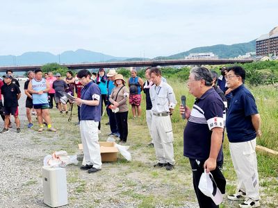 写真：第32回渡良瀬川クリーン運動の様子2