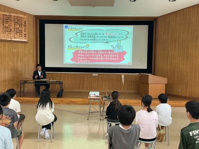 写真：生き生き市役所出前講座（新里北小学校）の様子4