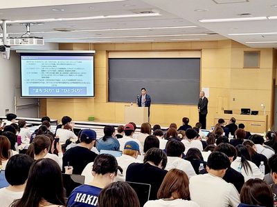 写真:立教大学で講演を行いました2