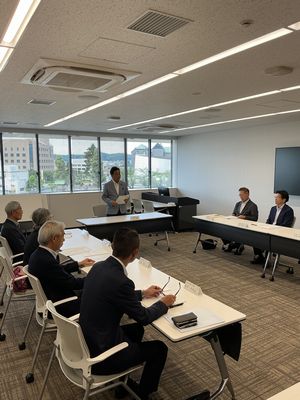 写真：令和8年度桐生市中小企業人材養成審議会委嘱状交付式の様子2