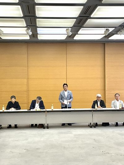 写真：「まちの中に大学があり、大学の中にまちがある」推進協議会総会の様子1