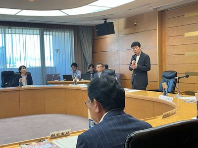 写真:群馬県知事と群馬県市長会との意見交換会の様子1